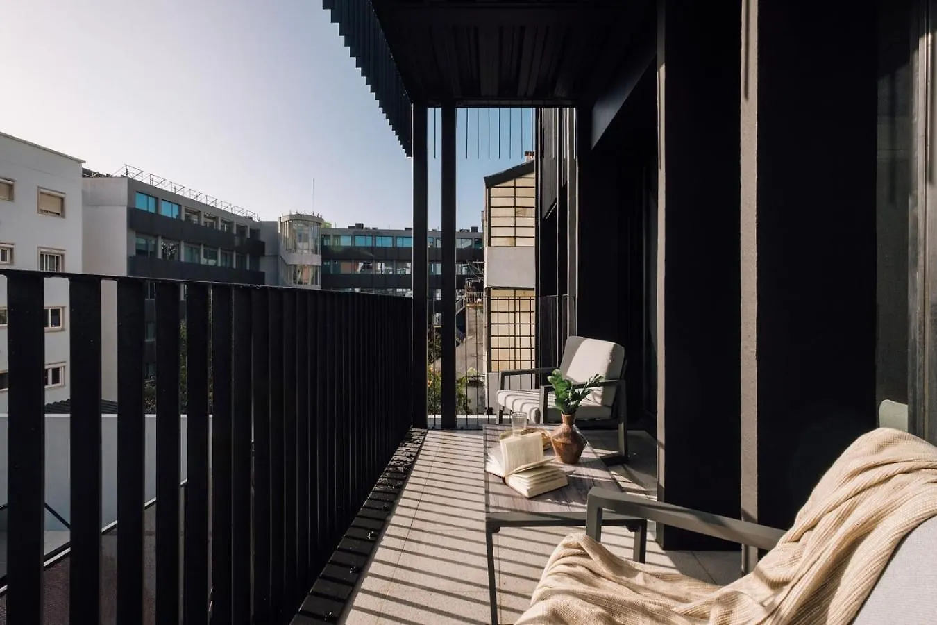 Tavares - 1 Bedroom Balcony In Santo Antonio Lisboa